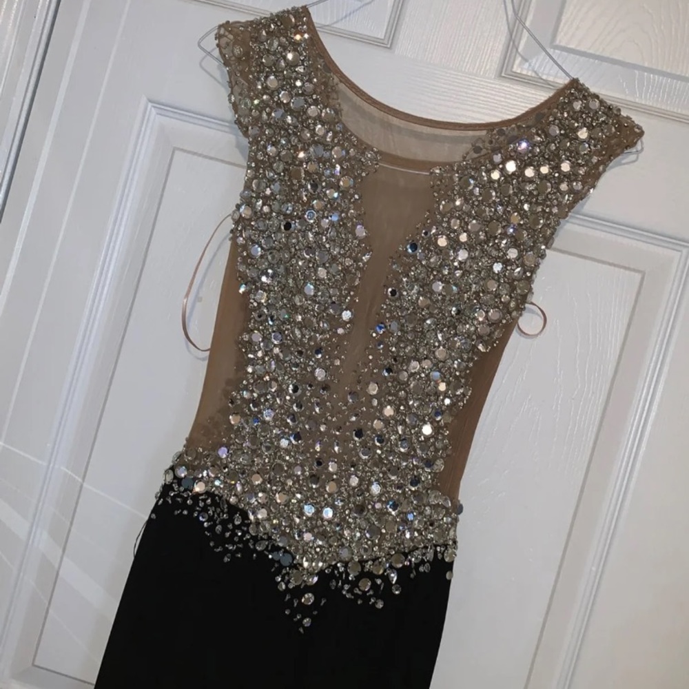 Prom Dress - Picture 2 of 5